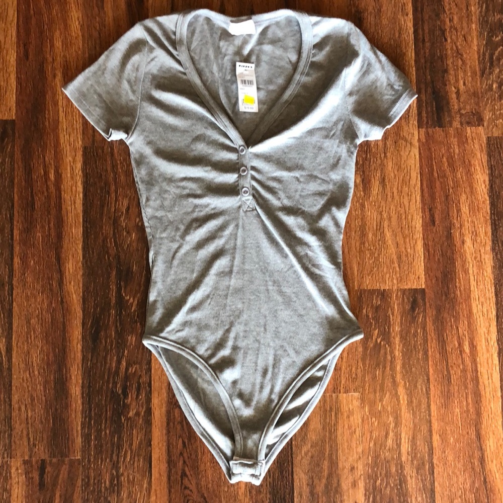 Onesie grey short sleeve top